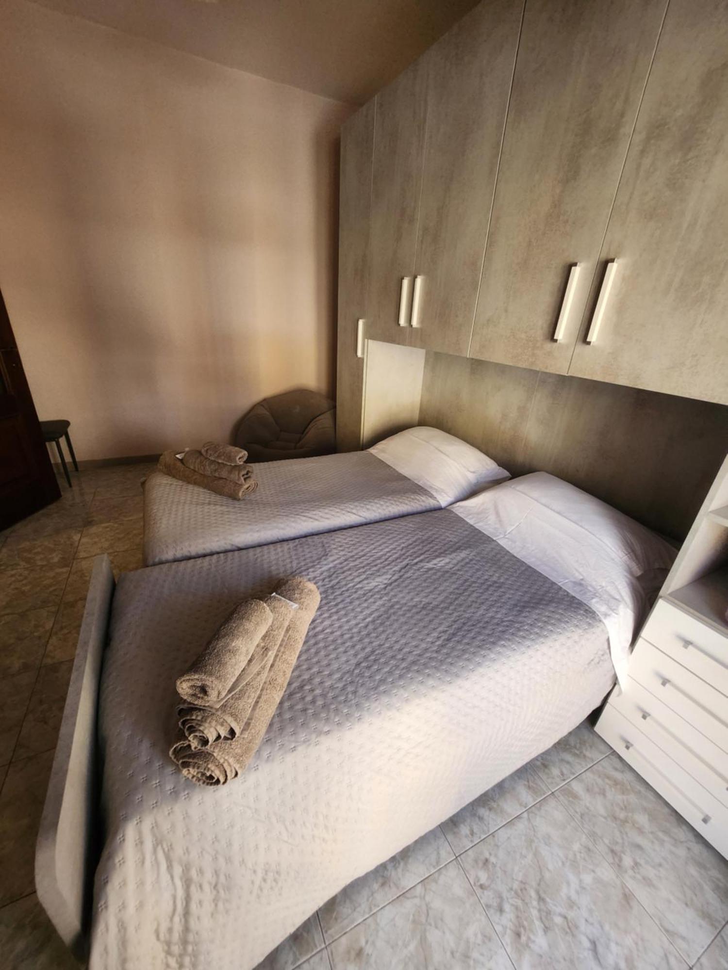 Casa Teresa Daire Alba  Dış mekan fotoğraf